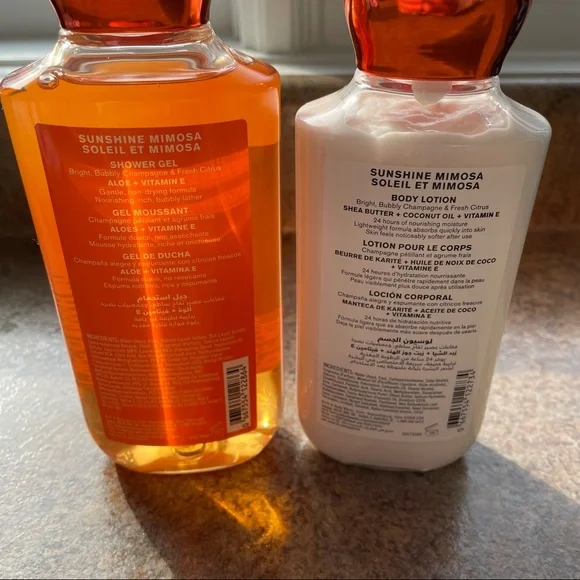 Bath & Body Works - Picture 2 of 2